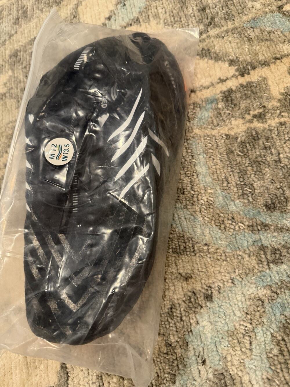 Grounded Footwear Black New Men Size 12 Women Size 13.5 NEW
